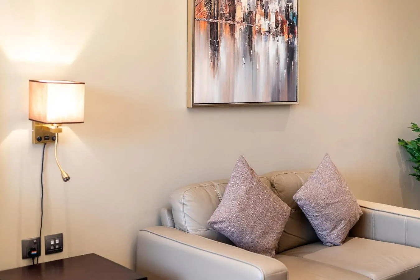 Serene Studio Apartment In Elite Downtown Residence - Allsopp & Allsopp Dubai United Arab Emirates