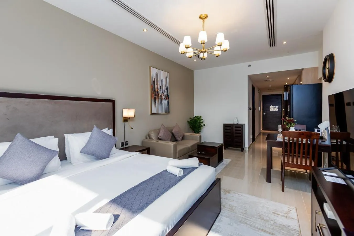 Serene Studio Apartment In Elite Downtown Residence - Allsopp & Allsopp Dubai